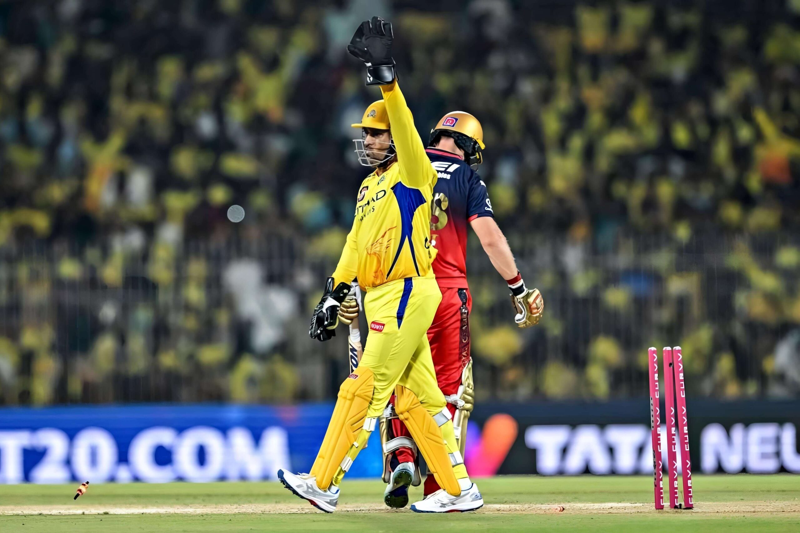 MS Dhoni Creates History with Fastest Stumping Ever, Phil Salt Shocked RCB in IPL 2025
