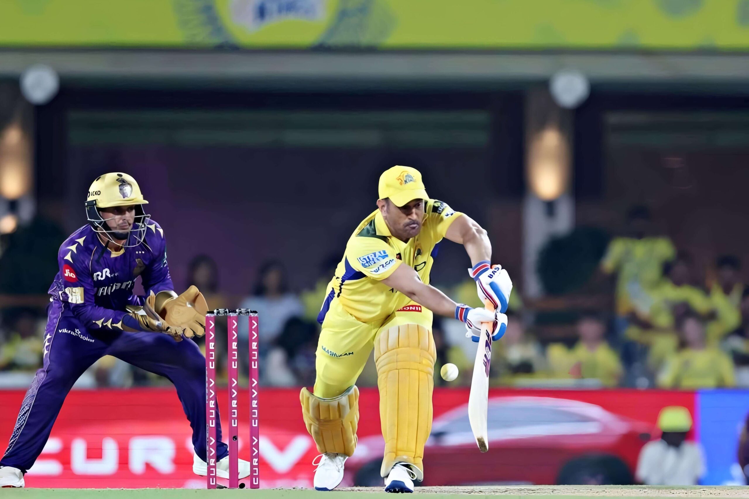 Which team has the lowest score in IPL?