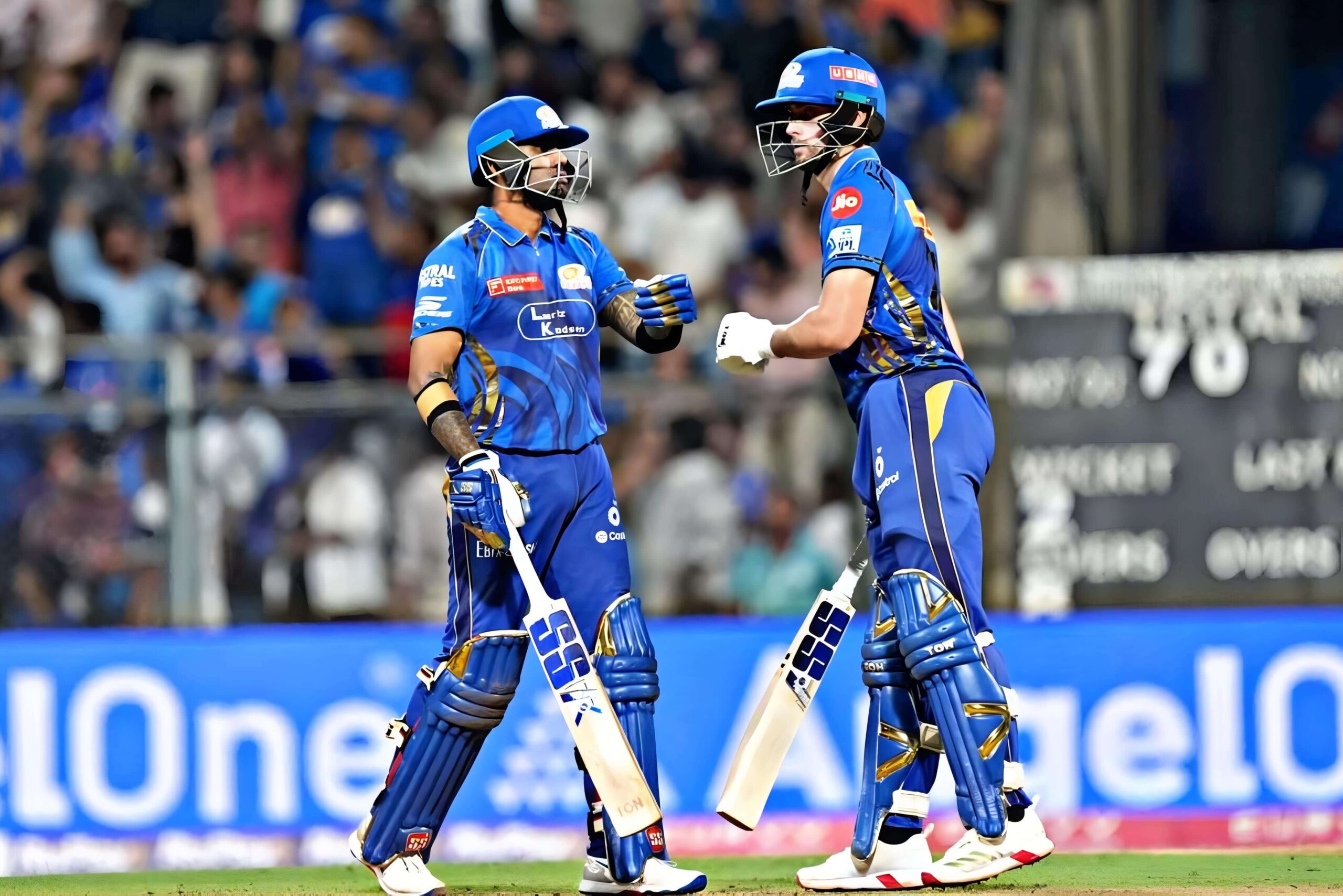 IPL 2025 Match 33 ,MI VS SRH by 4 wickets at Wankhede