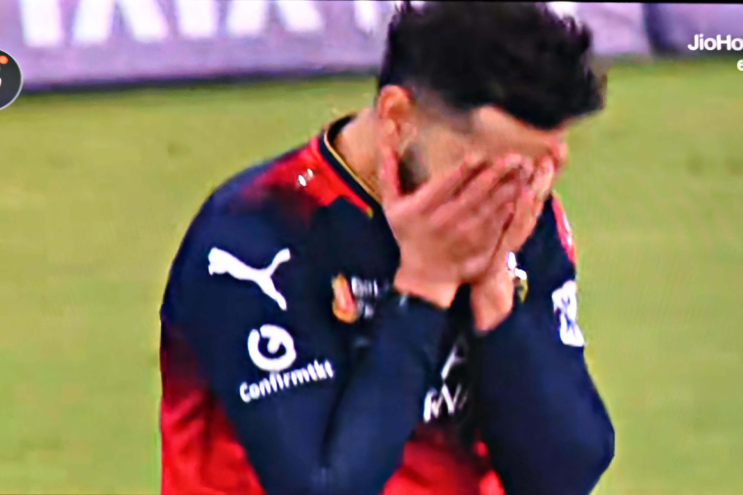 Virat Kohli Breaks Down in Tears After IPL Victory A Historic Moment